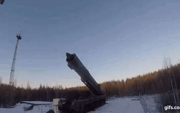 Lực lượng răn đe chiến lược mà Tổng thống Putin vừa kích hoạt đáng sợ đến mức nào?