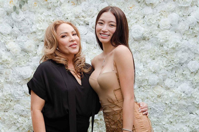 Ca sĩ Thanh Hà có con gái 23 tuổi đẹp như Hoa hậu còn học hành giỏi giang, nghe mẹ nói 1 câu là đủ biết được giáo dục tốt đến thế nào