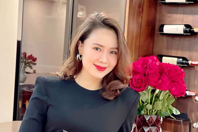 Hồng Diễm tái xuất như nữ chủ tịch, được nhận xét đẹp hơn cả hoa hồng