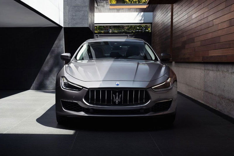Bảng giá xe Maserati tháng 3/2022