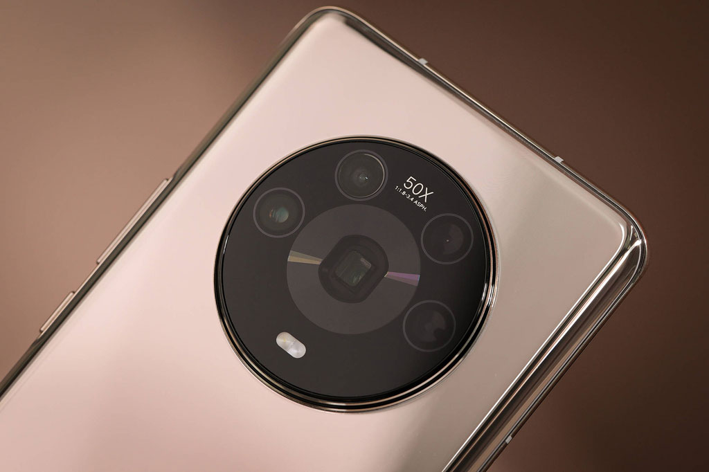 Smartphone chống nước, chip Snapdragon 8 Gen1, RAM 12 GB, sạc 66W, giá gần 23 triệu