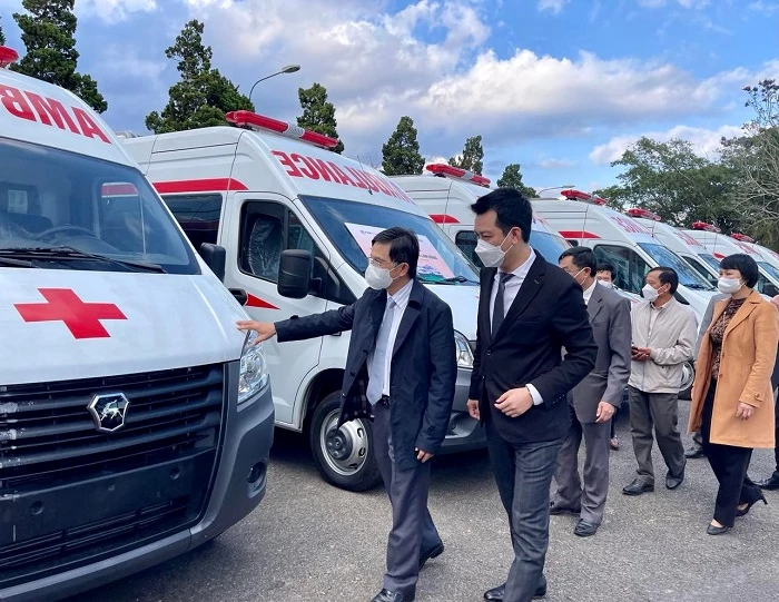 12 xe cứu thương được tài trợ sẽ phân bổ cho 12 Trung tâm Y tế huyện, thành phố của tỉnh Lâm Đồng
