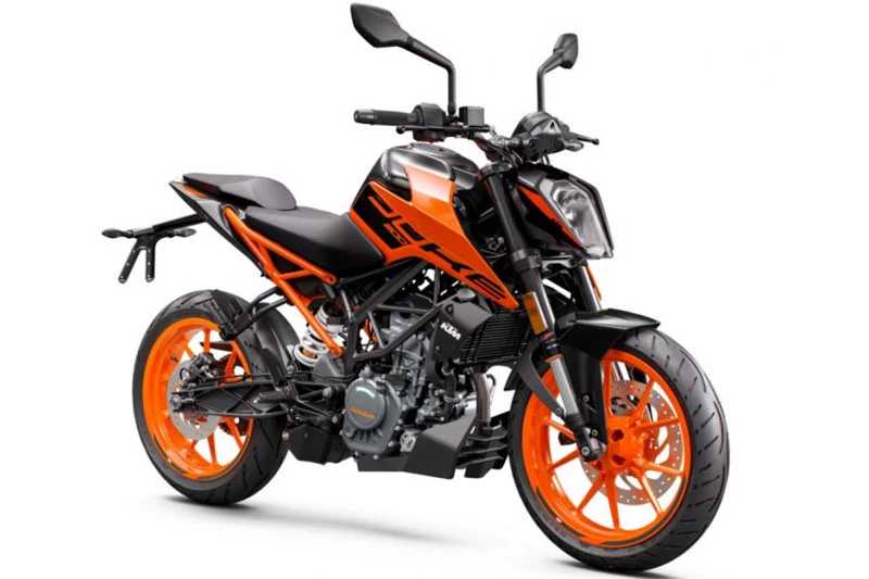 KTM 200 Duke 2021.