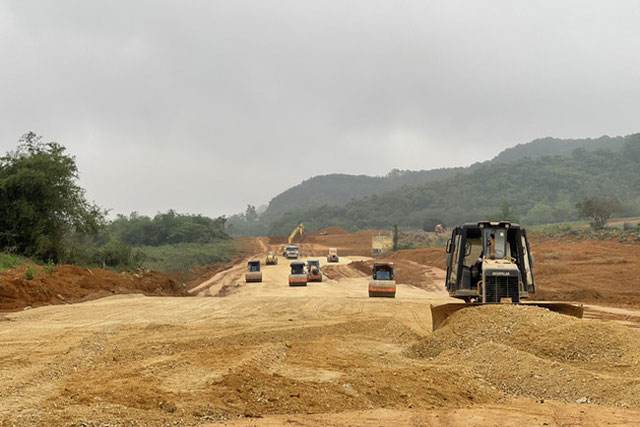 Sẽ triển khai gói đầu tư công trong tháng 4