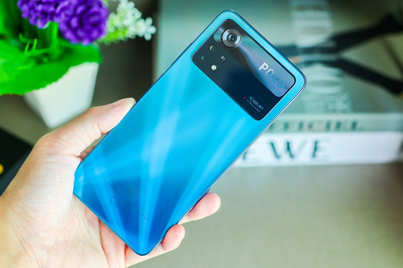 Smartphone chống nước, chip S695 5G, RAM 8 GB, sạc siêu tốc, giá gần 8 triệu