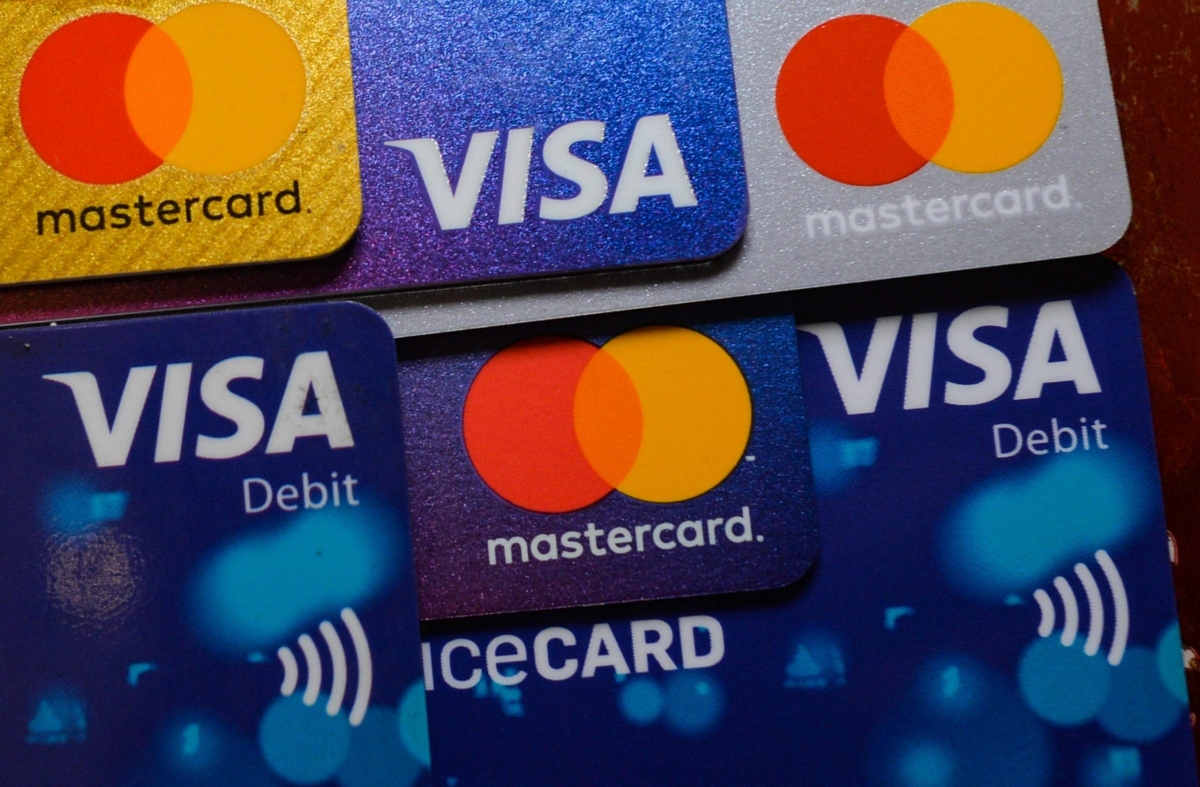 Visa và Mastercard loại ngân hàng Nga ra khỏi hệ thống thanh toán quốc tế