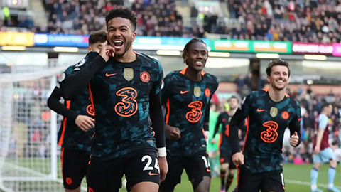 HLV Tuchel ngợi khen phẩm chất của Chelsea, chỉ trích CĐV