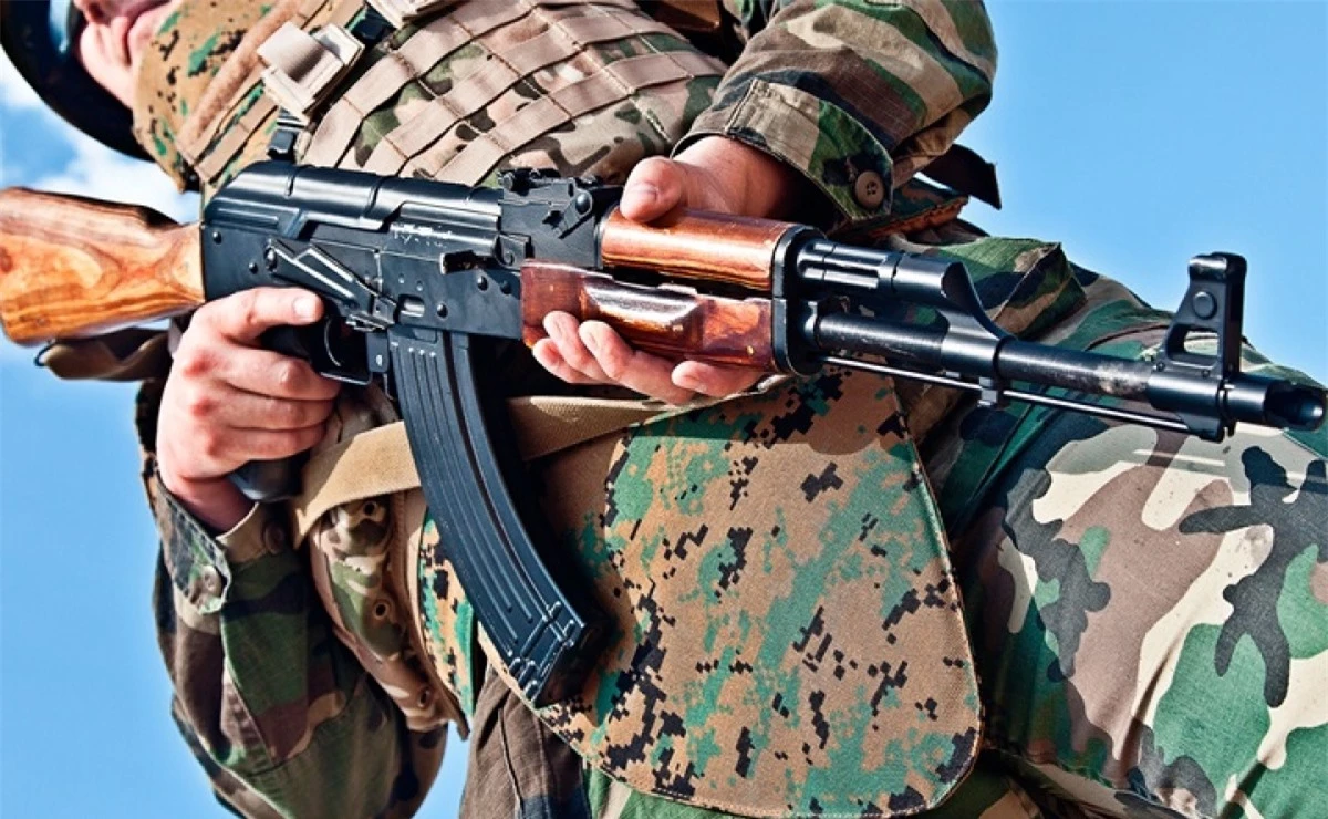 Súng trường AK 47. Ảnh: RBTH