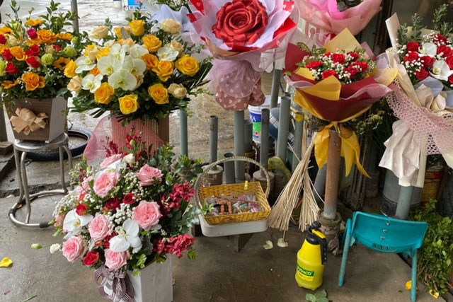 Đa dạng thị trường quà tặng ngày Quốc tế Phụ nữ 8/3