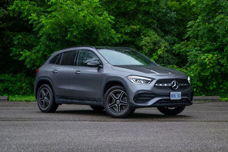 5. Mercedes-Benz GLA 250 (giá khởi điểm: 36.00 USD).