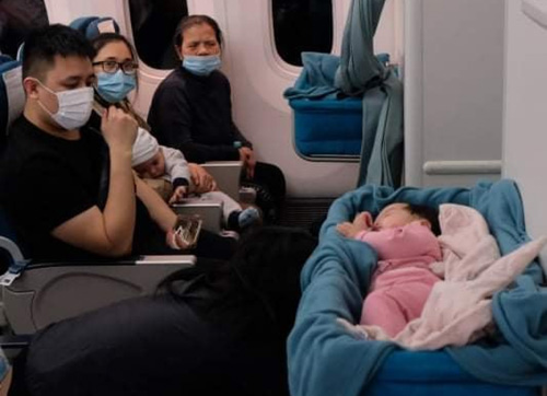 Chuyến bay đầu tiên đón công dân ở Ukraine đã hạ cánh xuống Nội Bài