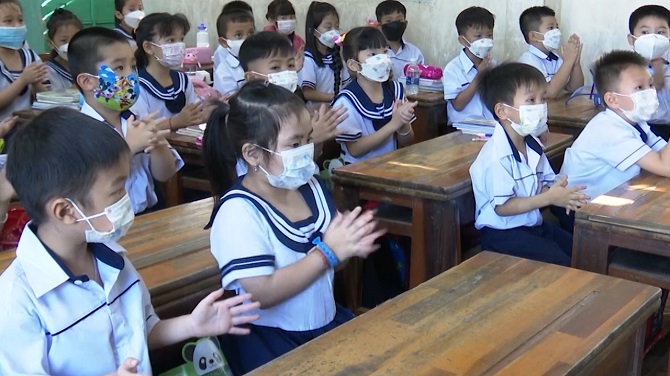 Miền Tây: Số ca mắc COVID-19 trong trường học tăng nhanh