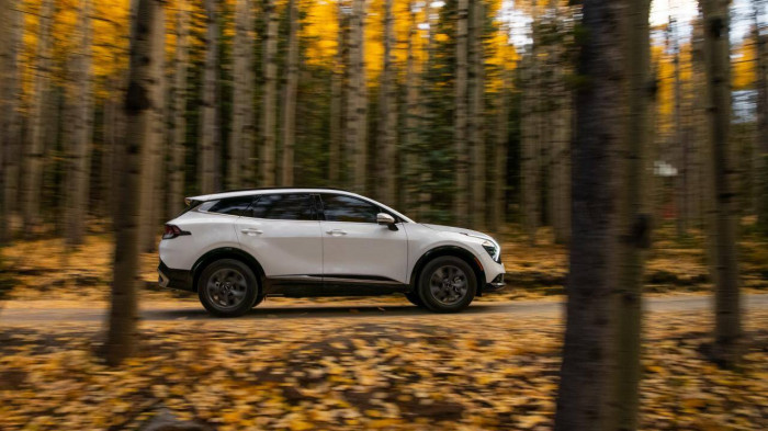 Kia Sportage 2023 chốt giá từ 621 triệu đồng