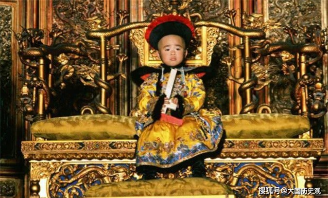 Bí ẩn về chiếc ghế rồng trong Tử Cấm Thành: 3 người chết khi ngồi trên ghế này và lời nguyền đằng sau khiến ai cũng tò mò