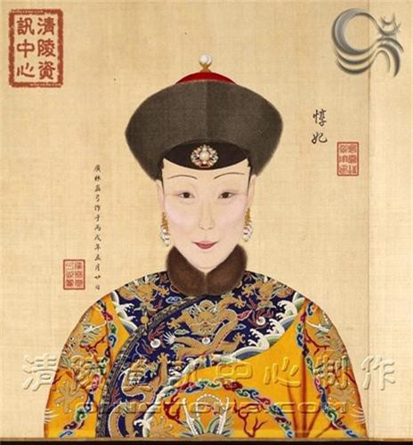 Lộ dung nhan 11 vợ yêu của Càn Long, kẻ nào xem lén sẽ bị tùng xẻo