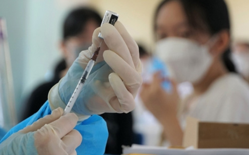 Hà Nội có thêm 31.365 ca mắc COVID-19