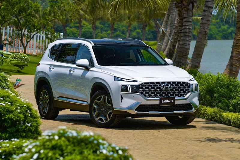 10. Hyundai Santa Fe (doanh số: 793 chiếc). Ảnh: TC Motor.