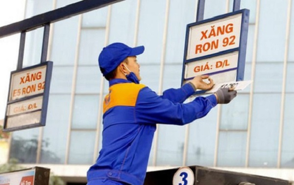 Bộ Công Thương: Giá xăng dầu có thể tăng tới 8.000 đồng mỗi lít so với đầu năm 2022
