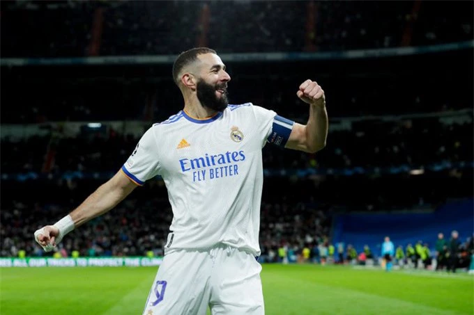 Benzema lập hat-trick chỉ trong 17 phút giúp Real ngược dòng trước PSG