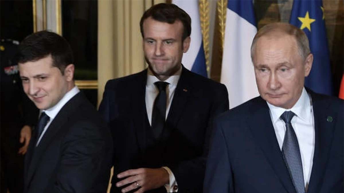Tổng thống Ukrainian Volodymyr Zelensky, Tổng thống Pháp Emmanuel Macron và Tổng thống Nga Vladimir Putin trong một cuộc gặp theo hình thức Normandy tại Paris năm 2019. Ảnh: Sputnik