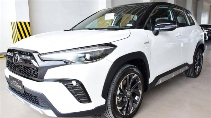 toyota corolla cross gr sport hybrid 2022 ra mắt tại philippines