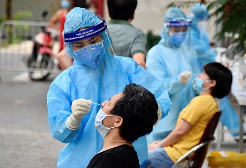 Hà Nội đăng ký bổ sung 195.000 ca mắc COVID-19 lên hệ thống quản lý quốc gia
