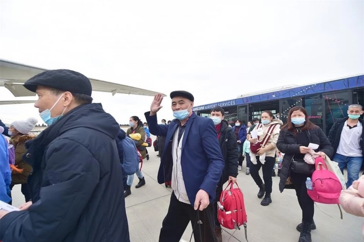 300 người Việt tại Ukraine được đưa về nước trong chuyến bay ngày 10/3.