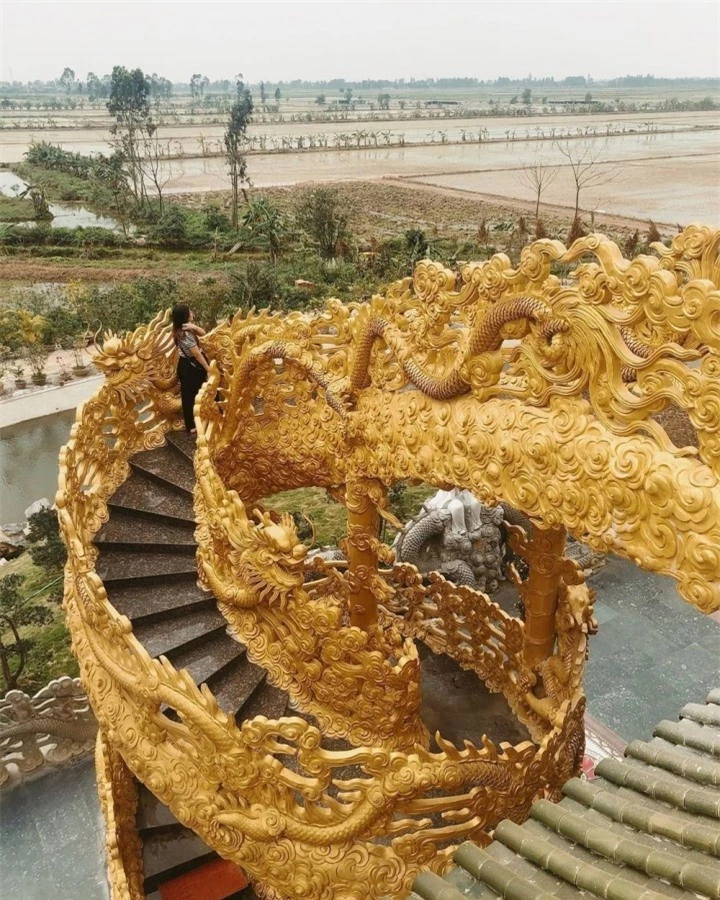 Ngôi chùa ‘dát vàng’ được ví như ‘Thái Lan thu nhỏ’ thu hút giới trẻ Hà thành - 6