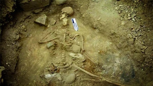 Phát hiện mới nhất về bí ẩn của một ngư dân thời kỳ đồ đá chết đuối ảnh 1