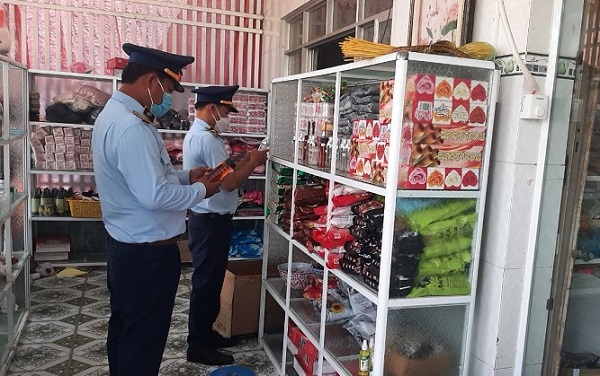 Tiền Giang: Live stream bán hàng không rõ nguồn gốc bị phạt gần 10 triệu đồng