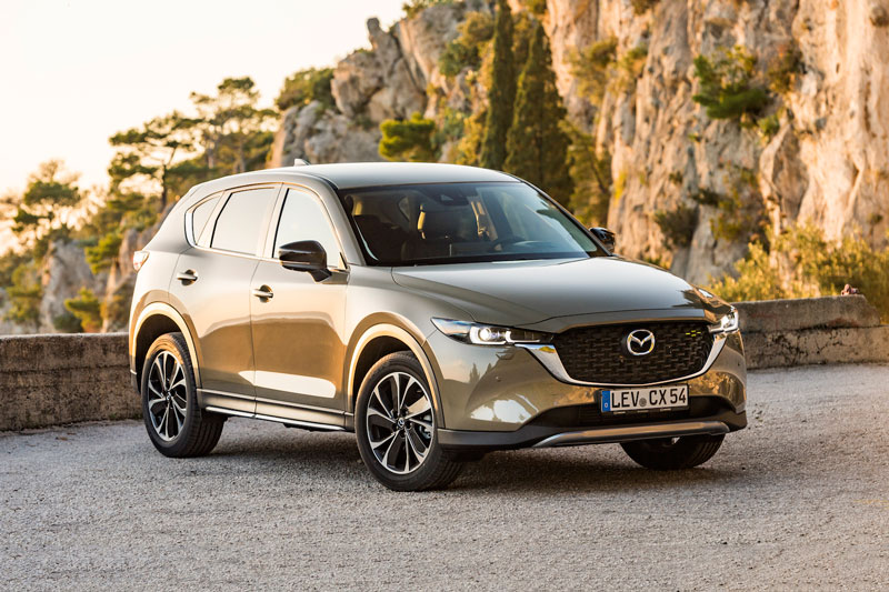 Top 10 xe SUV cỡ nhỏ tốt nhất năm 2022: Vinh danh Mazda CX-5