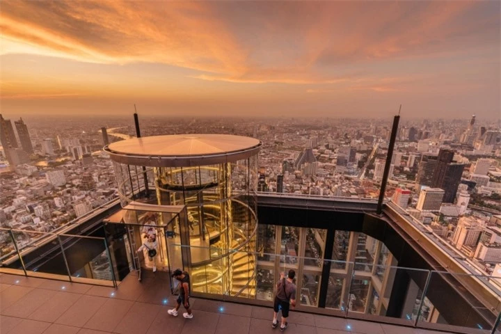 Nơi check-in xịn nhất thủ đô Thái Lan: Cầu kính nhìn xuyên thành phố từ trên cao - 4