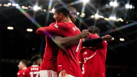 Pogba: 'Ronaldo là chân sút xuất chúng nhất lịch sử'