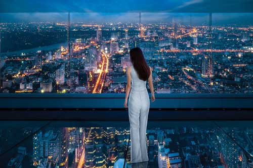 Nơi check-in xịn nhất thủ đô Thái Lan: Cầu kính nhìn xuyên thành phố từ trên cao