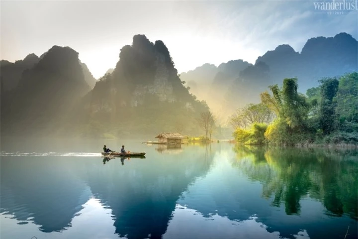 Có một ‘vịnh Hạ Long’ yên bình ở Tuyên Quang, quá tuyệt cho 1 ngày trốn phố đông - 1