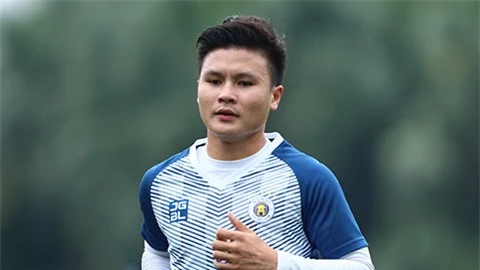 Quang Hải tập luyện trở lại trước tin đồn chia tay Hà Nội FC 