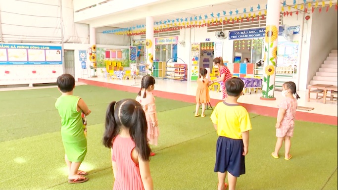 Cà Mau: Mầm non dừng đến trường, học sinh lớp 1-7 học trực tuyến