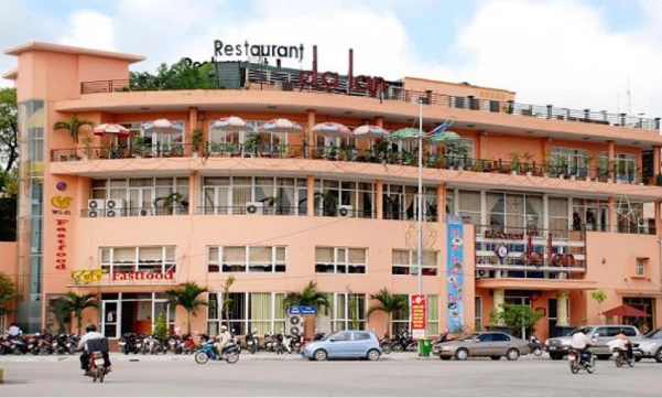 Công ty CP Dạ Lan sở hữu nhiều cơ sở dịch vụ ăn uống tại địa điểm vàng ở Thanh Hoá và các tỉnh lân cận.