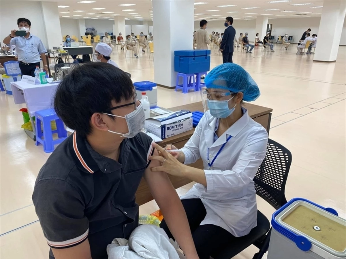 Tiêm vaccine là biện pháp phòng COVID-19 hiệu quả