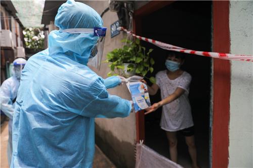 Sáng 15/3: Thêm đối tượng F0 được điều trị, cách ly tại nhà; Hơn 4.200 ca COVID-19 nặng đang điều trị