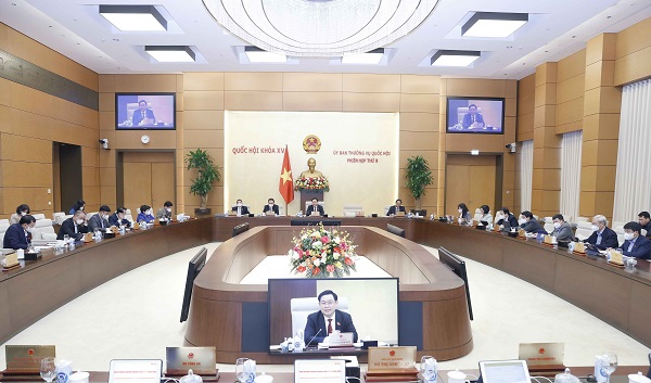 Các thương nhân đầu mối xăng dầu có lẫn lộn dự trữ quốc gia với dự trữ lưu thông?