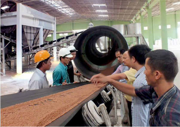 Dây chuyền sản xuất phân bón tại Tiến Nông.