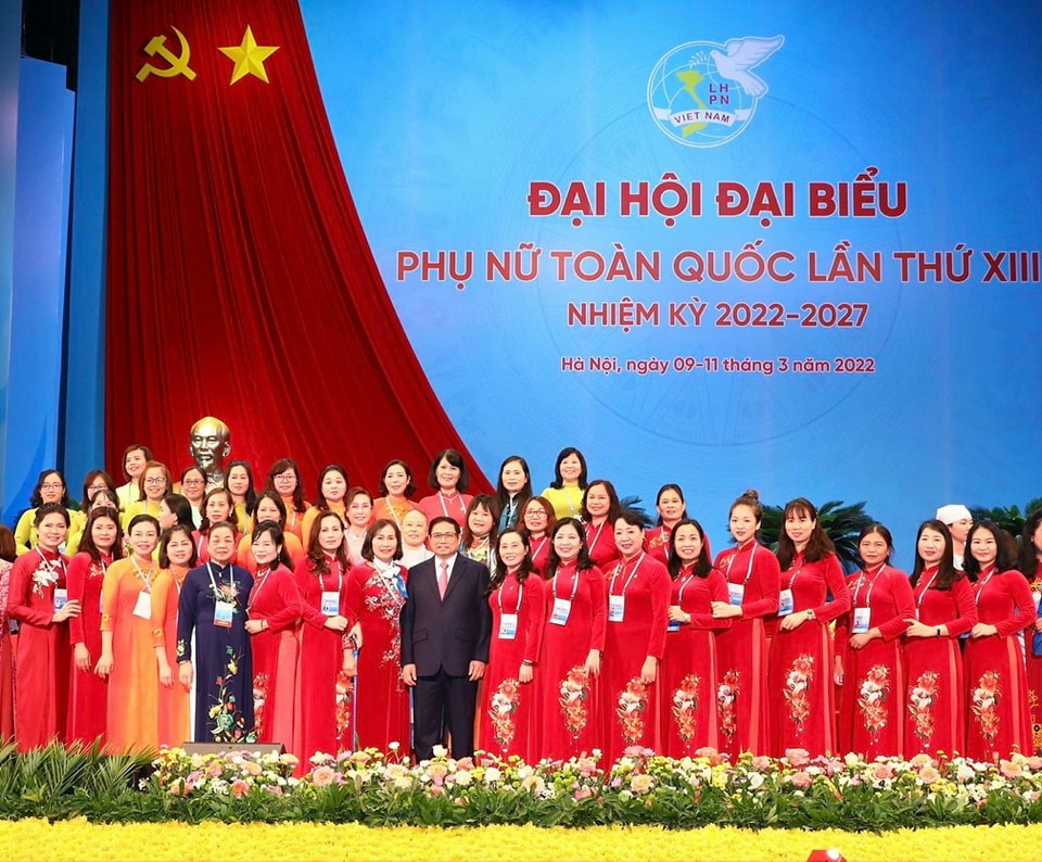 Bà Nguyễn Hồng Liên vinh dự tham gia Đoàn đại biểu Thanh Hoá dự Đại hội Đại biểu Phụ nữ Toàn quốc lần thứ XIII.