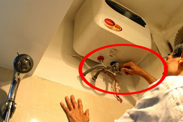 Tiền điện giảm một nửa nhờ học được 5 mẹo sử dụng bình nóng lạnh rất ít người biết