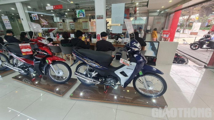 Giá xe Honda Wave Alpha tháng 3/2022: Lần đầu chạm mốc 20 triệu đồng