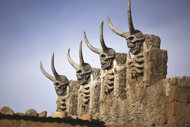 Ngôi nhà kinh dị