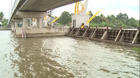 Vĩnh Long: Chủ động ứng phó đợt xâm nhập mặn cao nhất ở cửa sông Cửu Long 