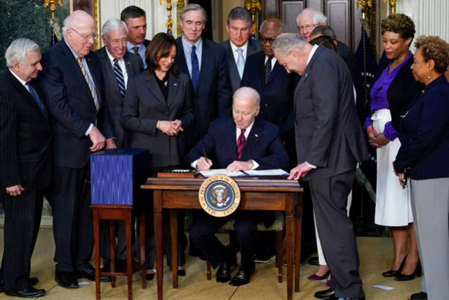 Mức độ "sát thương" trong các lệnh trừng phạt của Nga đối với Tổng thống Mỹ