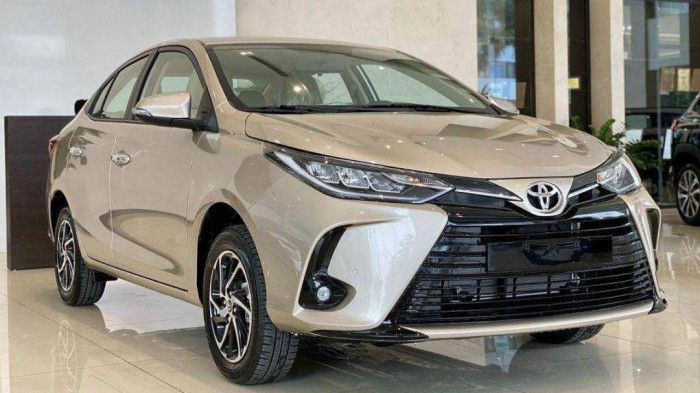 Toyota Vios trở lại ngôi vương doanh số phân khúc