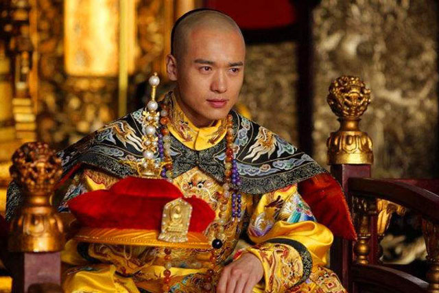 Biết đại thần bị hãm hại vẫn âm thầm “đồng lõa”: Khang Hi để lộ tư tưởng đáng cười chê